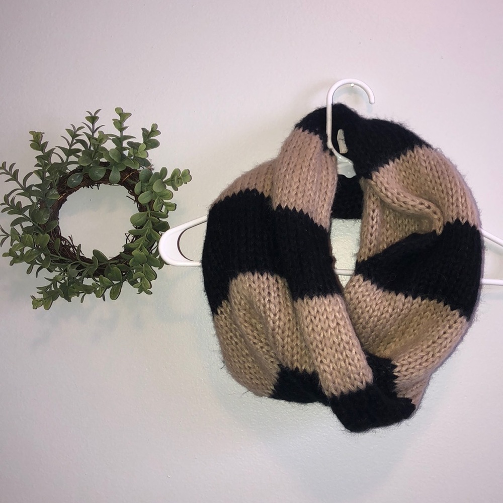 Urban Outfitters scarf